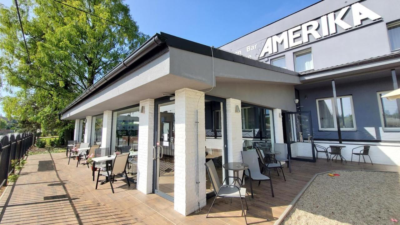 Restaurace A Hotel Amerika Havířov 외부 사진